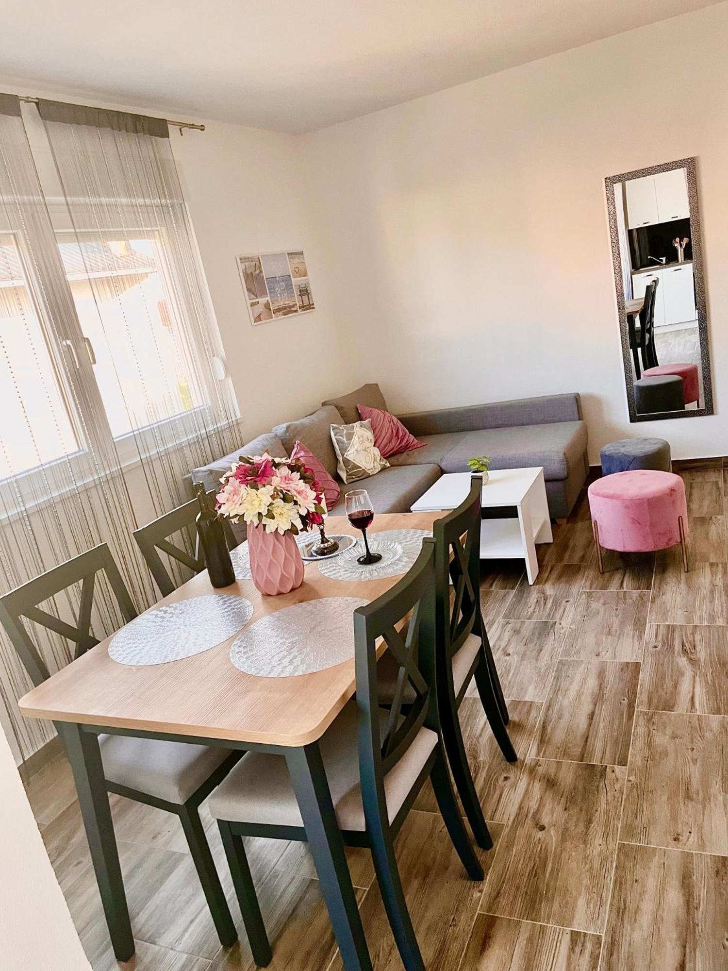 Lucija 2 Apartament *